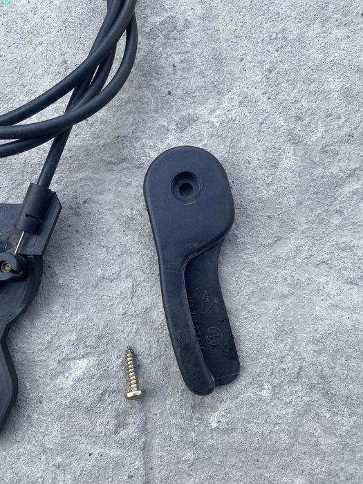 Трос капота с ручкой BMW e34