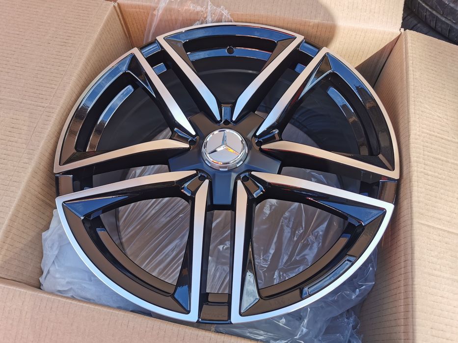 Vand jante de aliaj pentru Mercedes pe 19 in 2 latimi model 813