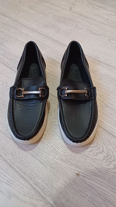 Джинсы юбки.худи.боди белье новое