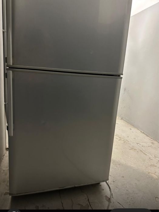 продам Холодильник LG