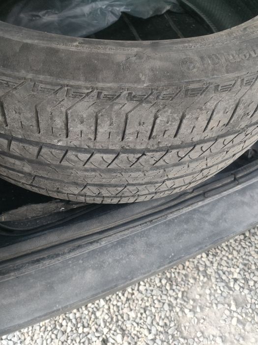 275/40 R22 продам