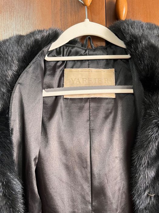 Продам натуральную шубу