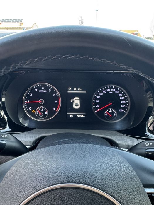 Kia K5 1pozitsiya 2021 yil