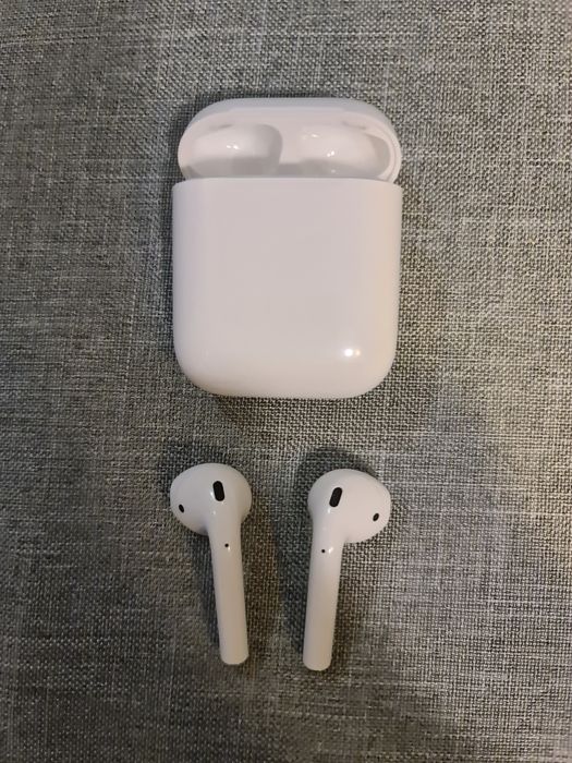 Apple AirPods 2nd Generation (2 генерация) + кабел