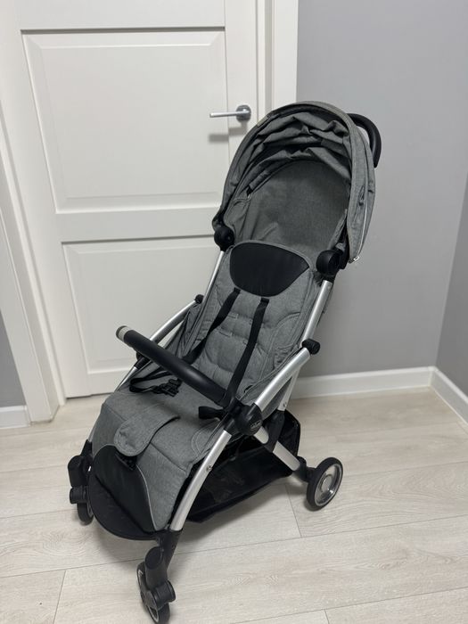 Коляска прогулочная Chicco