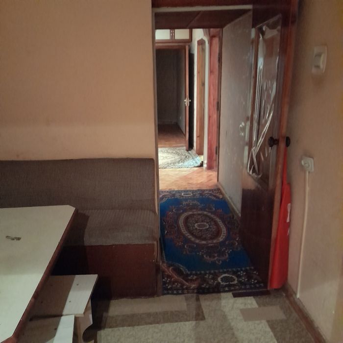 Аренда метро беруни 1.хонали оилага берилади расмдаги уй