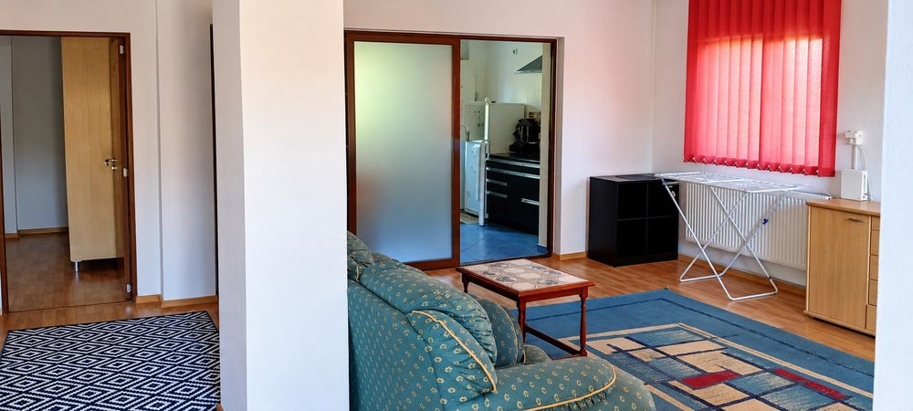 Proprietar inchiez apartament 3 Camere