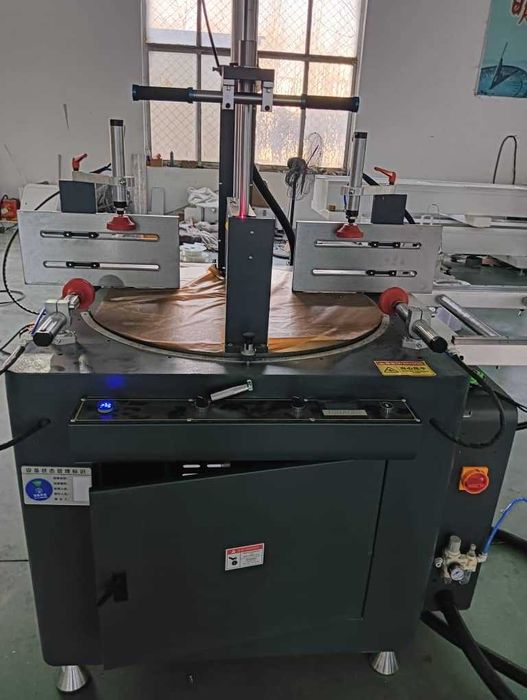 Продам станки для работы с алюминиевым профилем