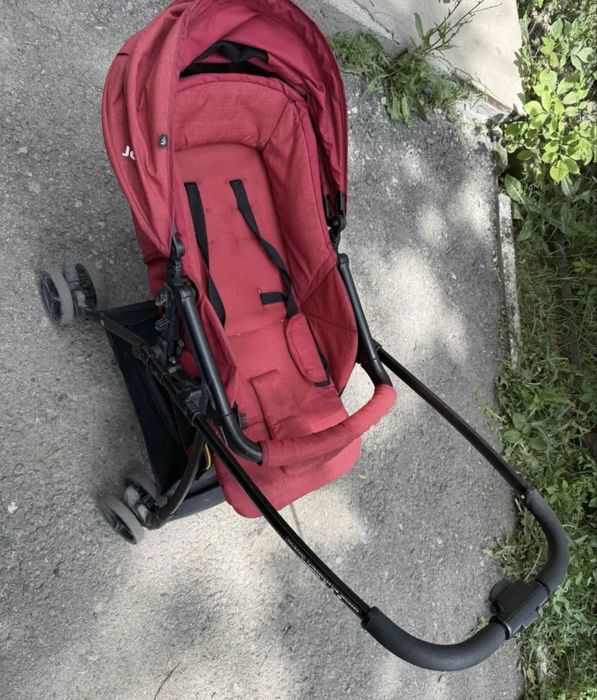 Коляска детская Joie