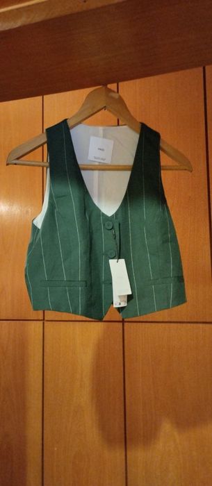 Дамска връхна къса жилетка