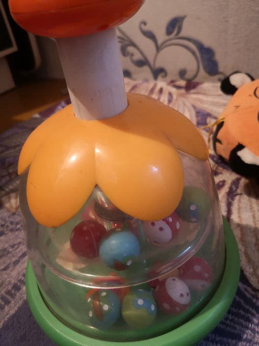 Юла чикко шарики крутятся