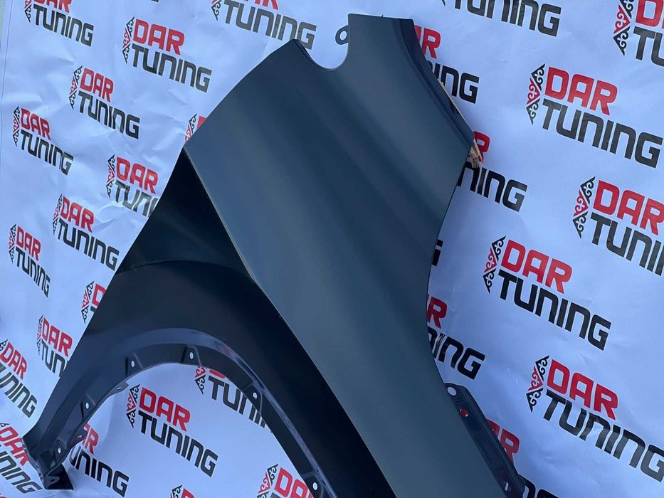 Крыло переднее правое оригинал на Lexus RX