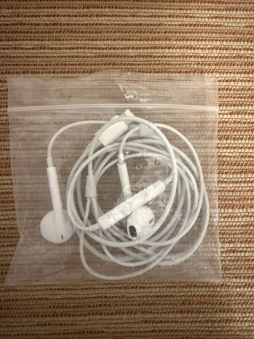 Casti in ear IPhone