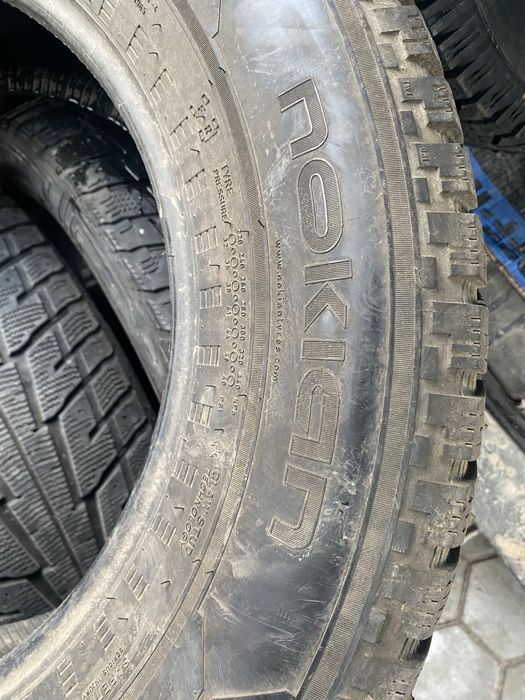 На 18. 275/60 нокия  в нАЛИЧИИ