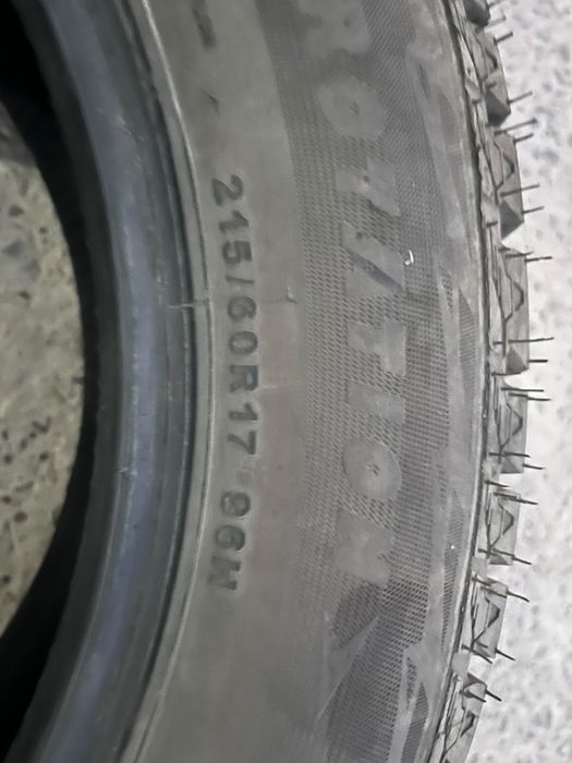 Продам зимние шины Kapsen