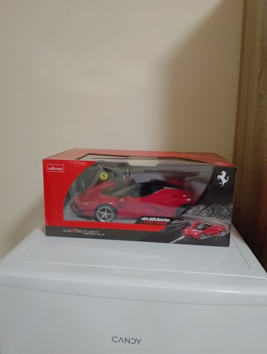 Количка на дистанционно Ferrari