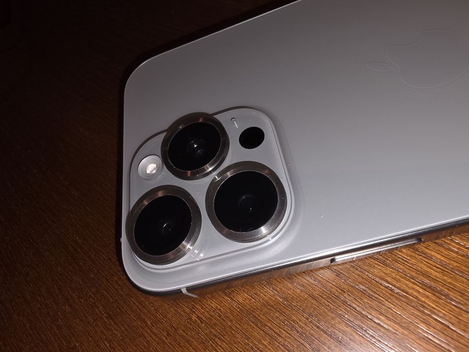 Продаю iPhone 16 PRO MAX (256gb)