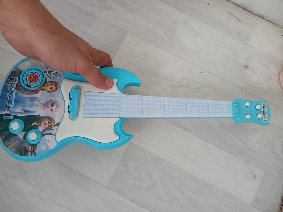 Продается игрушки разные