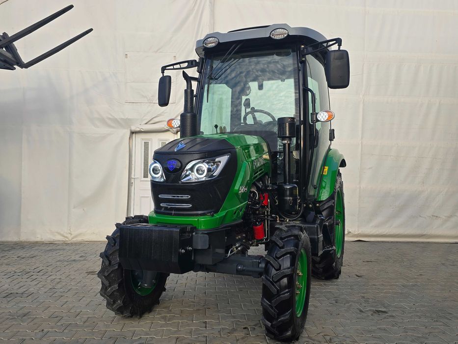 Tractor Forte Euro 3 cu cabina, AC, 50CP, 4X4 servodirectie hidraulica