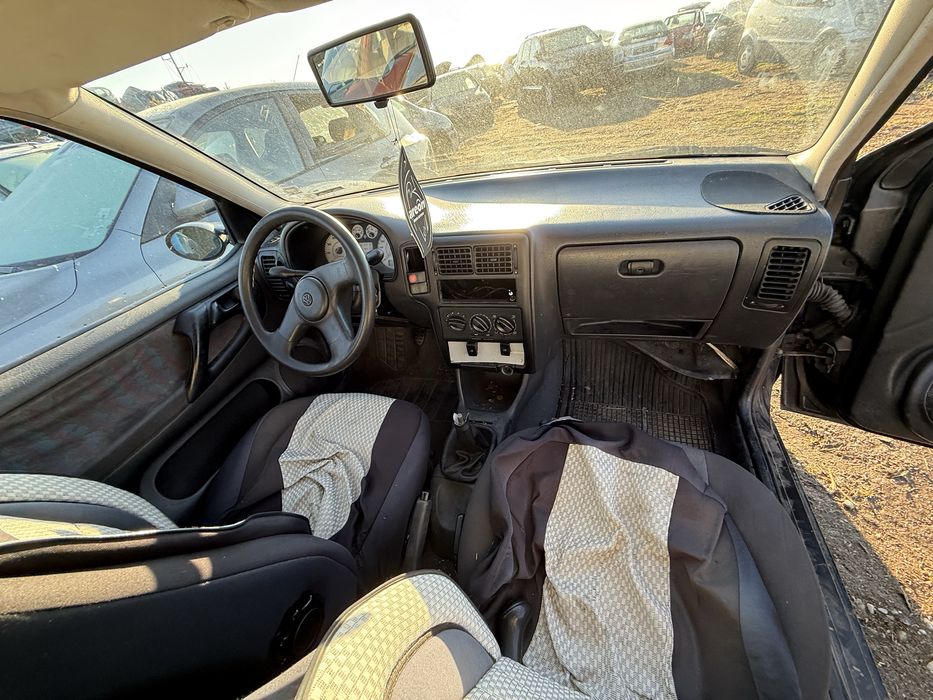 WV polo 1.6 73кс 1997 НА ЧАСТИ !!!