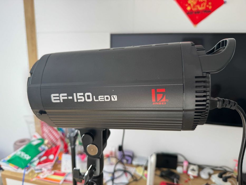 2x Lampă LED video Jinbei EF-150 – 150W COB, montură Bowens, cu telecomandă