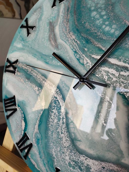 Настенные интерьерные часы