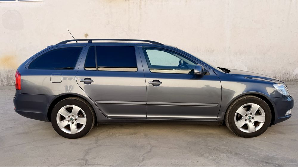 SKODA Octavia 2009 — imagine 4