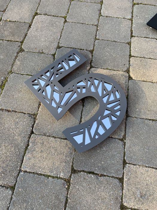 Лазерный резка метал