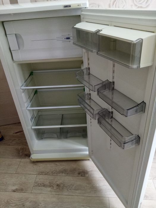 Продам холодильник б/у