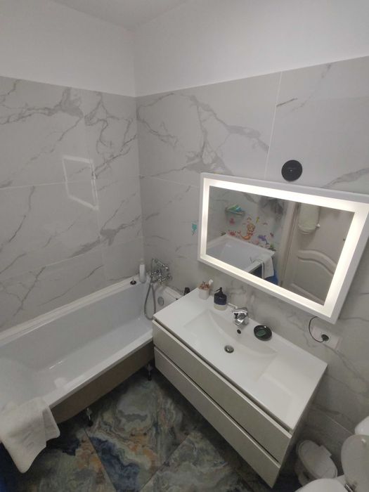 Apartament 3 Camere Decomandat Mobilat Utilat Complet + Loc de Parcare