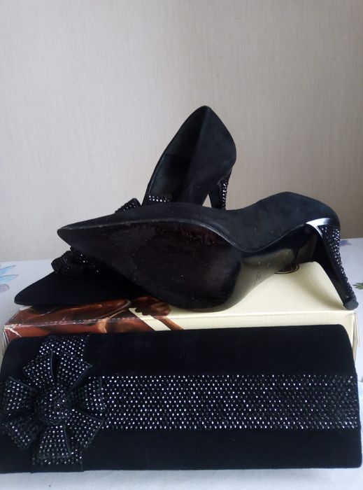 Замшевые туфли + сумочка