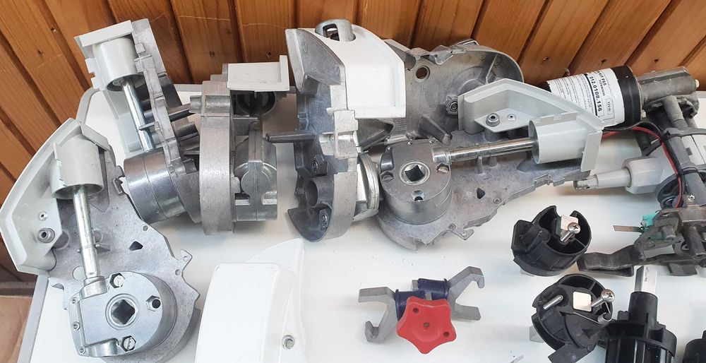 Piese marchize Thule, Fiamma,  LB , noi si folosite, toate la pachet