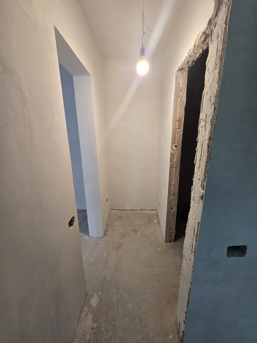 Proprietar !!Vand apartament 2 cam tiglina