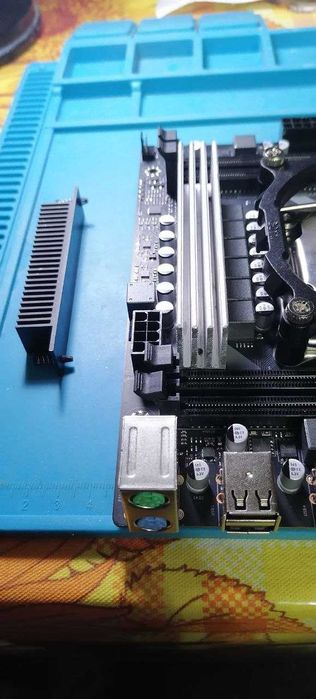 12я/24п Xeon E5 2676V3 + X99 DM3 (DDR3) + радиатор VRM + Память