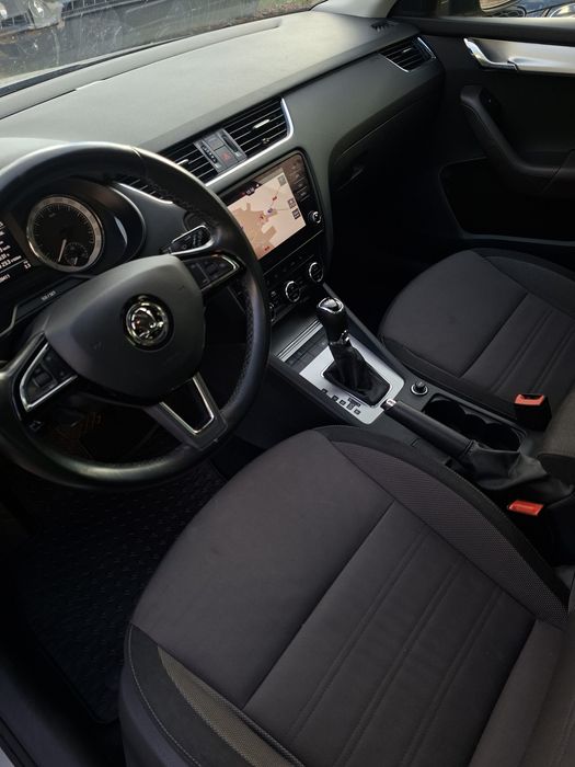 Skoda Octavia 2019 DSG-automata