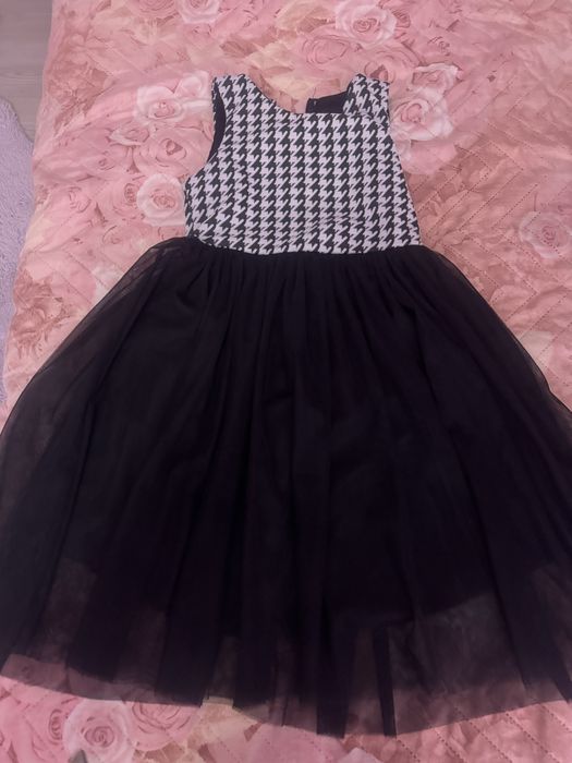 Официална рокля