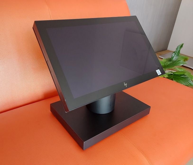 POS HP Engage One Pro AiO (компютър+монитор+тъч)