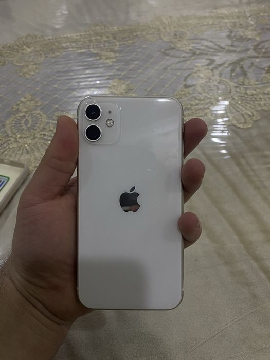 Iphone 11  сотилади