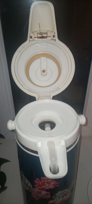 Продам Пневмо термос новый СССР 3,2
