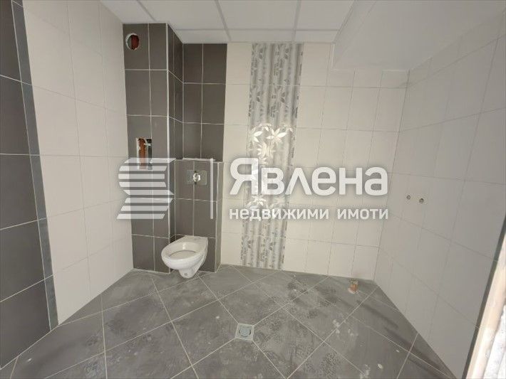 Продава се Двустаен апартамент в Благоевград, Запад - 75 кв.м за 1120 €/кв.м - Снимка #5