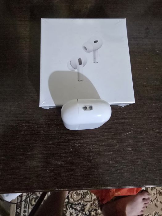 Vând Airpods pro 2 Noi Sigilate!!