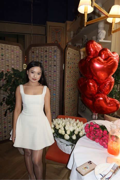 Продам белое платье