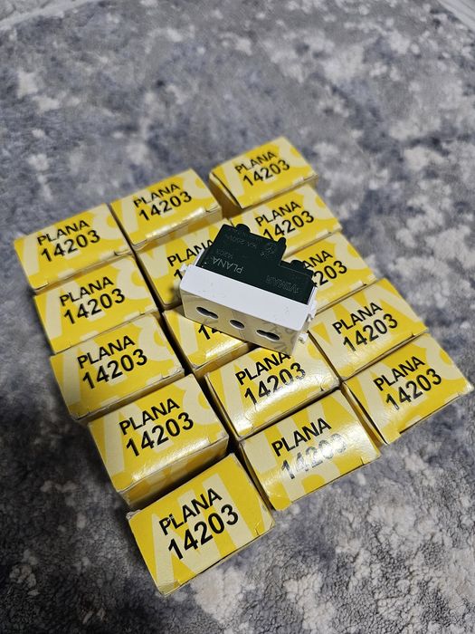 Vând 16x Prize modulare Vimar Plana 14203 – Noi, sigilate