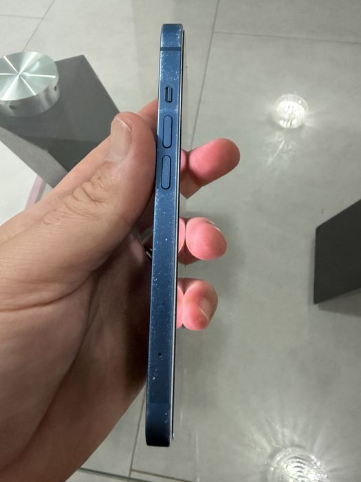 iPhone 13 blue 128GB • neverlocked • baterie 88% •