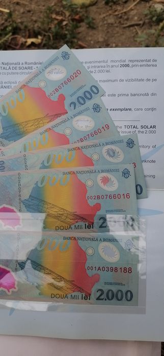 Bancnote 2000 lei eclipsa