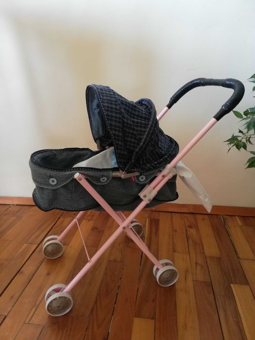 Количка за кукли НОВА ръчна изработка УНИКАТ, с подарък завивка