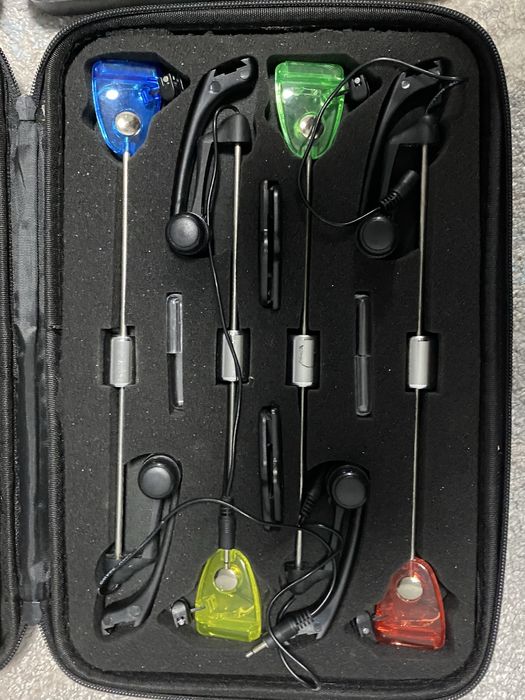 Продам карповый набор ( удочки,катушки)