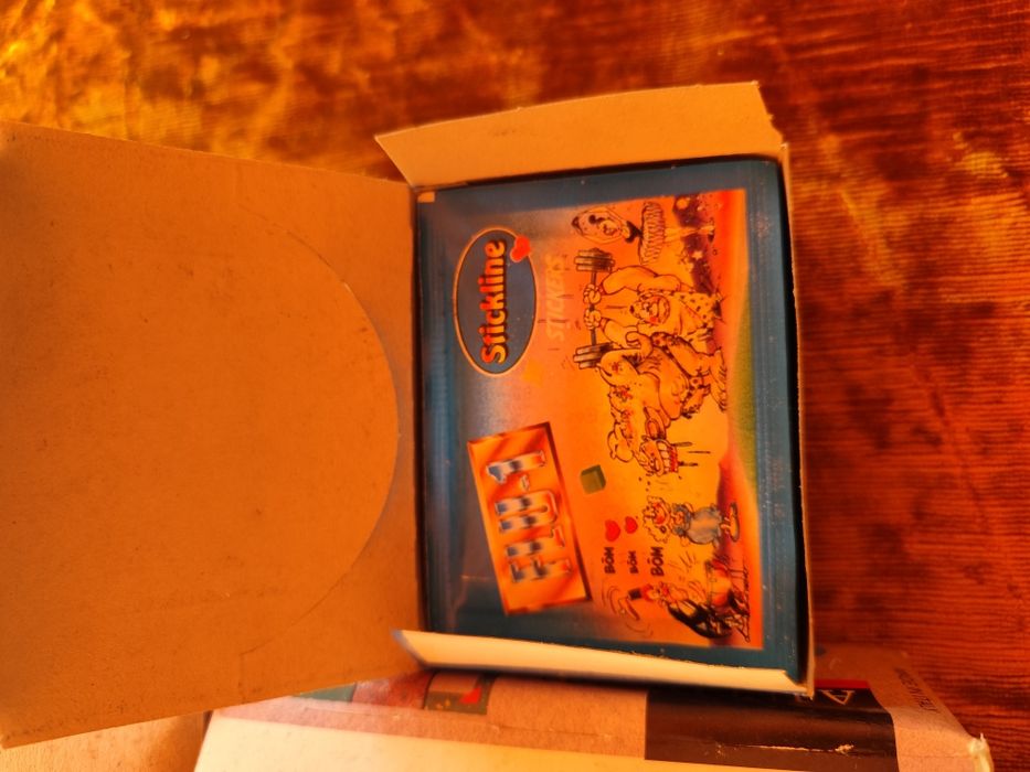 Продавам стикери