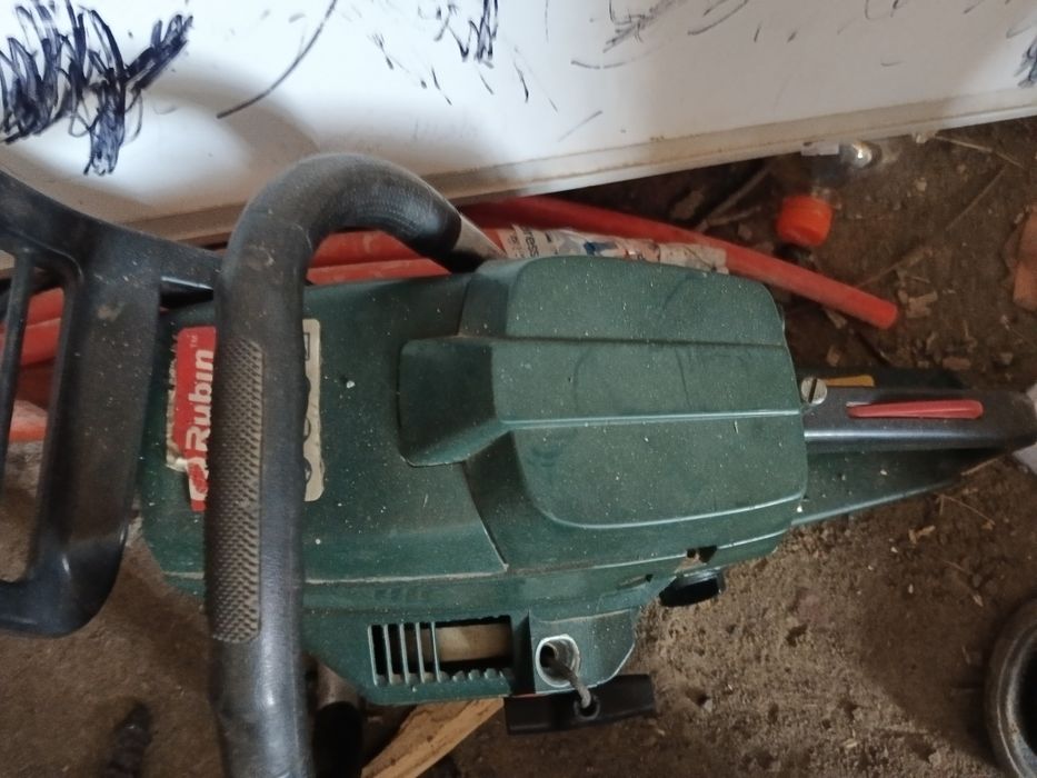 Бензопила не рабочая