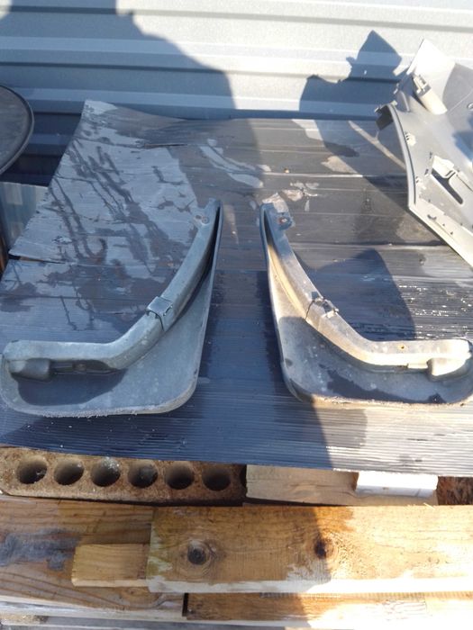 Piese Ford Focus 2 (2004-2008)